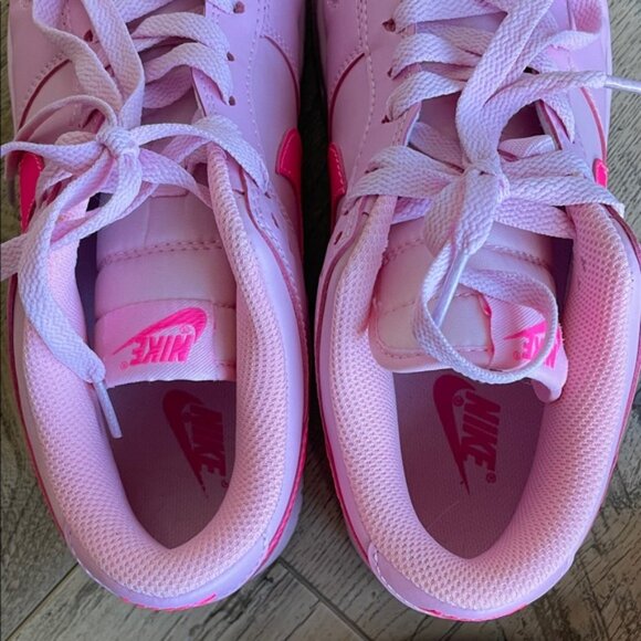 Nike Dunk Low Triple Barbie Pink Women's Shoes, Worn Once - Picture 2 of 4